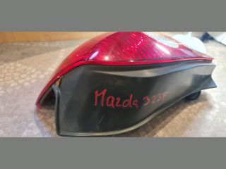 bontott MAZDA 323 Jobb Hátsó Lámpa