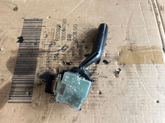 bontott MAZDA 323 Jobb Kormánykapcsoló Ablaktörlő