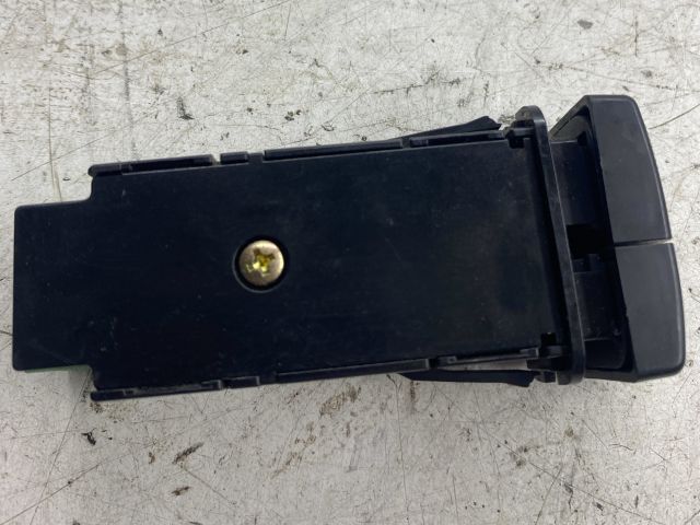 bontott MAZDA 323 Kapcsoló (Magában)