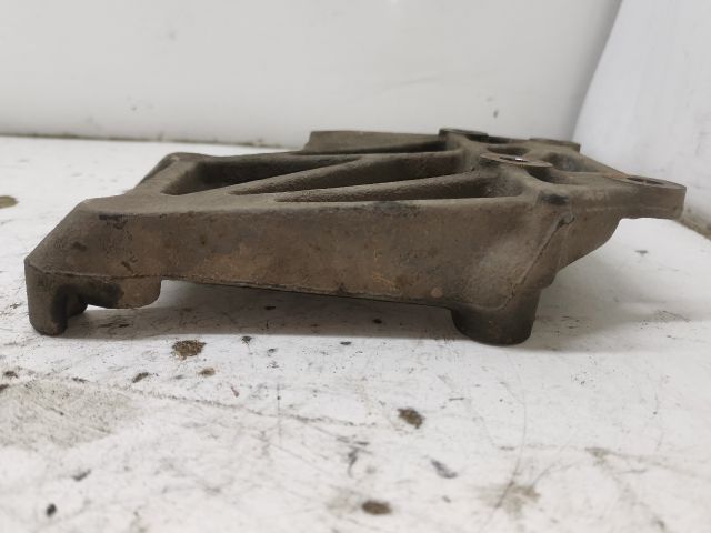 bontott MAZDA 323 Klíma Tartó Bak