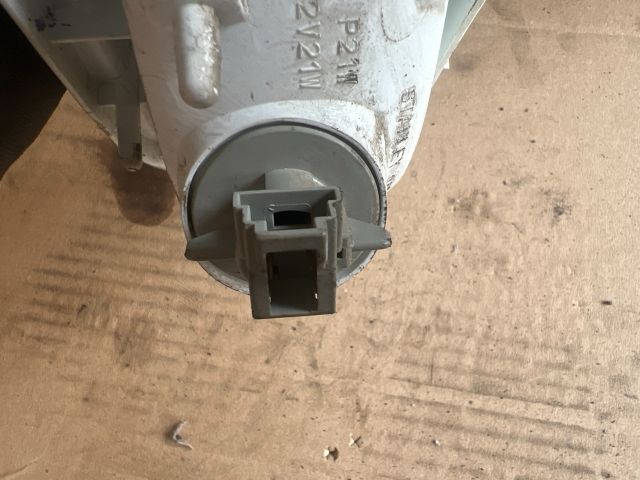 bontott MAZDA 323 Ködzárófény