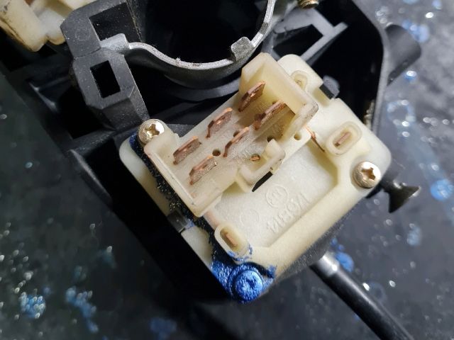 bontott MAZDA 323 Komplett Kormánykapcsoló (Bajuszkapcsoló)