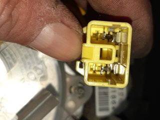 bontott MAZDA 323 Kormánylégzsák