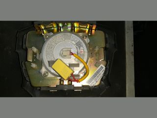 bontott MAZDA 323 Kormánylégzsák