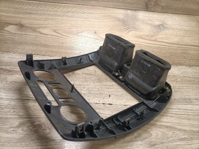 bontott MAZDA 323 Középkonzol Keret