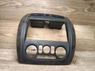 bontott MAZDA 323 Középkonzol Keret