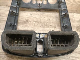 bontott MAZDA 323 Középkonzol Keret