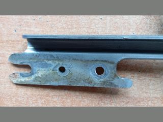 bontott MAZDA 323 Motorháztető Jobb Zsanér