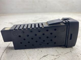 bontott MAZDA 323 Műszerfal Fényerő Szabályzó