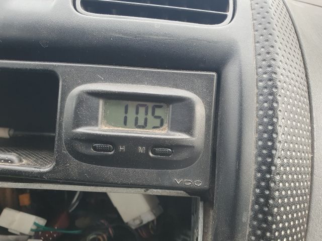 bontott MAZDA 323 Óra (Időmérő)