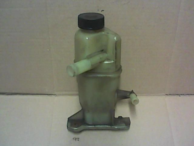 bontott MAZDA 323 Szervóolaj Tartály