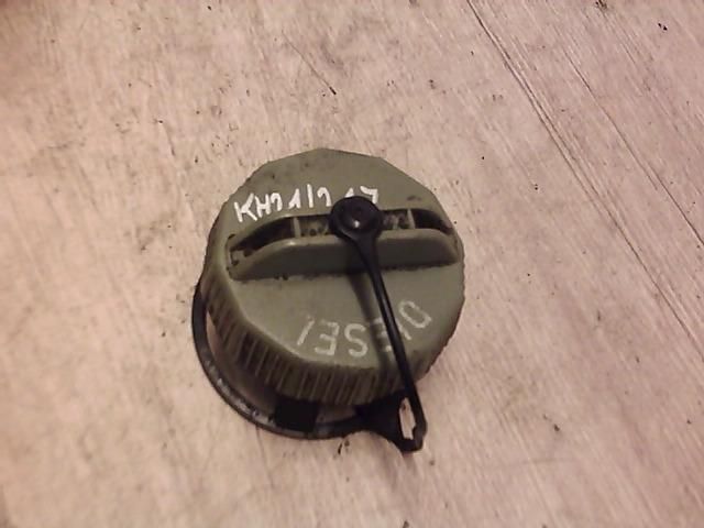 bontott MAZDA 323 Tanksapka