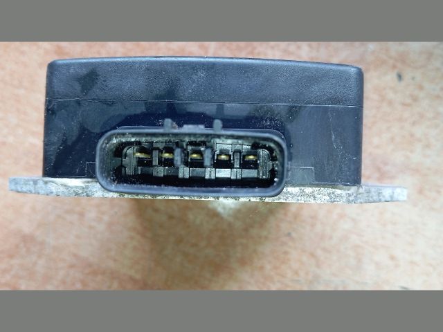 bontott MAZDA 323 Üzemanyag Befecskendező Vezérlő