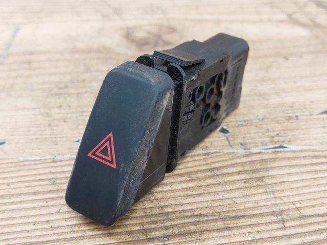 bontott MAZDA 323 Vészvillogó Kapcsoló