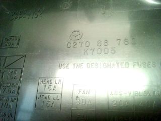 bontott MAZDA 5 Biztosítéktábla Motortér