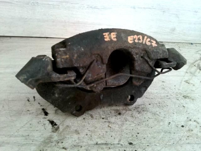 bontott MAZDA 5 Jobb első Féknyereg Munkahengerrel