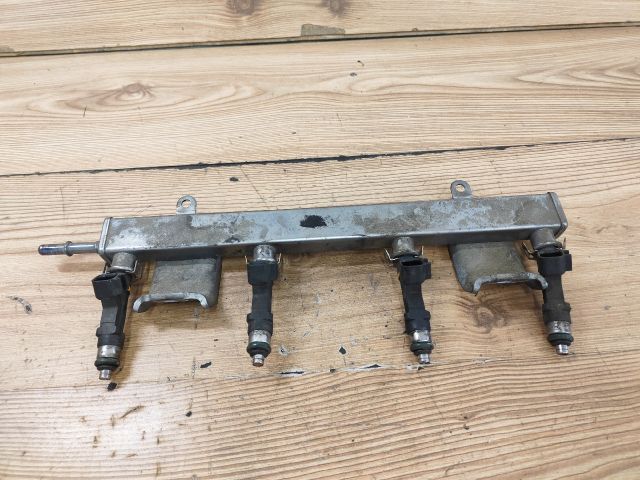 bontott MAZDA 5 Porlasztó (1 db)