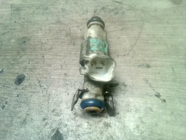 bontott MAZDA 5 Porlasztó (1 db)