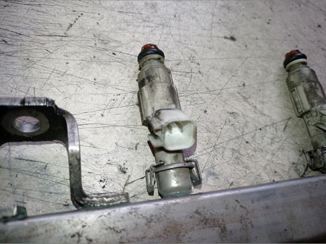 bontott MAZDA 5 Porlasztó (1 db)