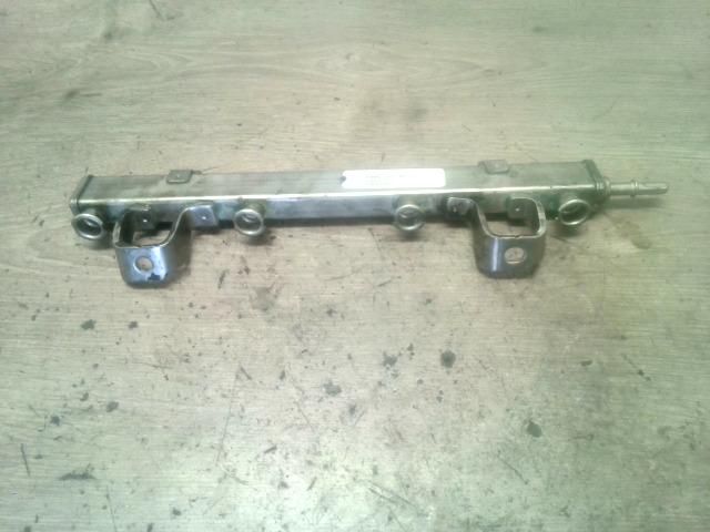 bontott MAZDA 5 Porlasztó Sor / Híd