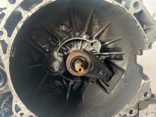 bontott MAZDA 5 Váltó (Mechanikus)