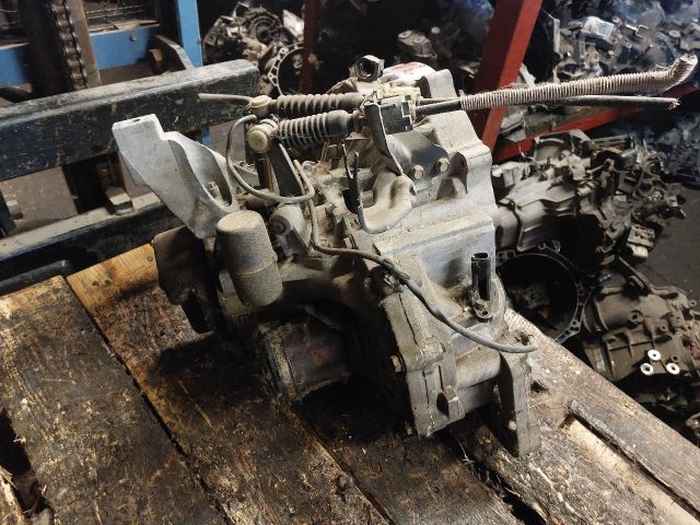 bontott MAZDA 5 Váltó (Mechanikus)