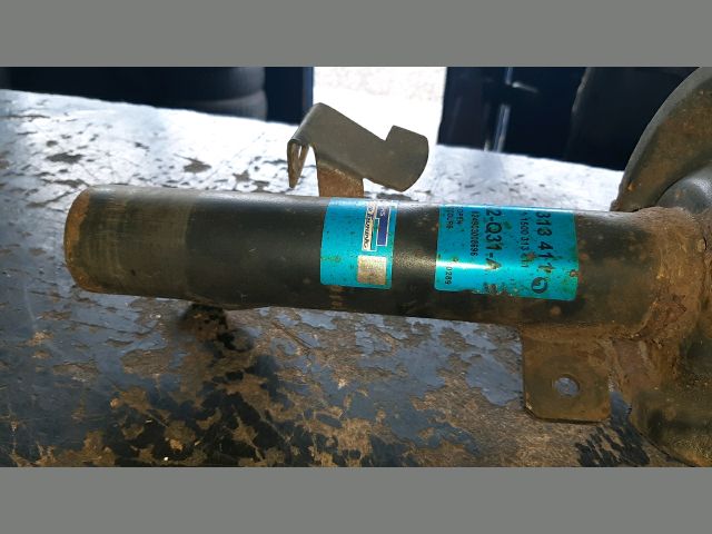 bontott MAZDA 5 Bal első Gólyaláb (Lengécsillapító, Rugó)