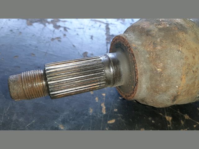 bontott MAZDA 5 Bal Féltengely