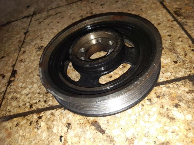 bontott MAZDA 5 Főtengely Szíjtárcsa