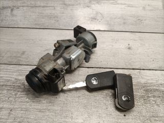 bontott MAZDA 5 Gyújtáskapcsoló Házzal