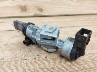 bontott MAZDA 5 Gyújtáskapcsoló Házzal