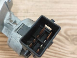 bontott MAZDA 5 Gyújtáskapcsoló Házzal