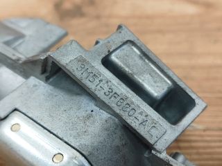 bontott MAZDA 5 Gyújtáskapcsoló Házzal