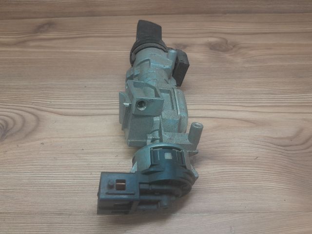 bontott MAZDA 5 Gyújtáskapcsoló