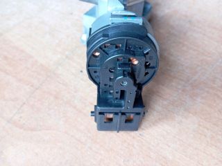 bontott MAZDA 5 Gyújtáskapcsoló