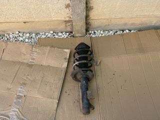 bontott MAZDA 5 Jobb első Gólyaláb (Lengécsillapító, Rugó)