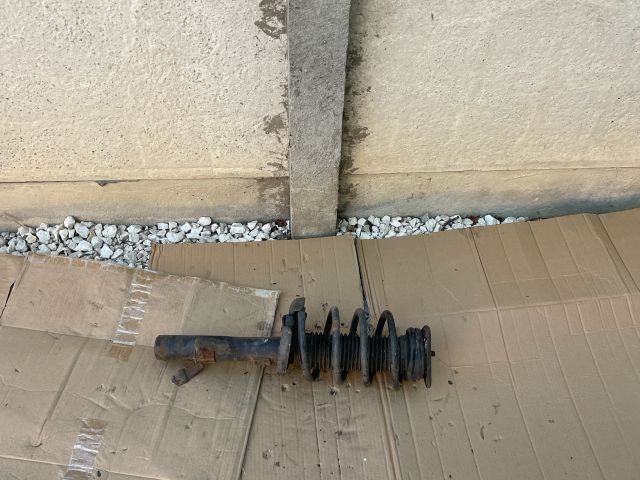 bontott MAZDA 5 Jobb első Gólyaláb (Lengécsillapító, Rugó)