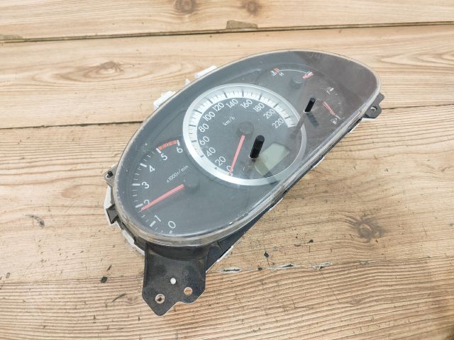 bontott MAZDA 5 Kilométeróra