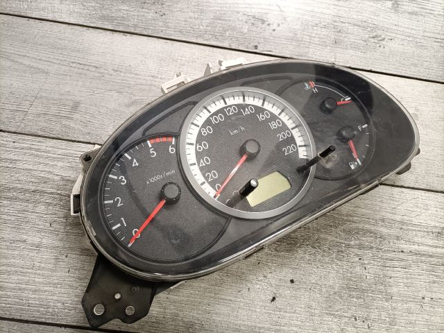 bontott MAZDA 5 Kilométeróra