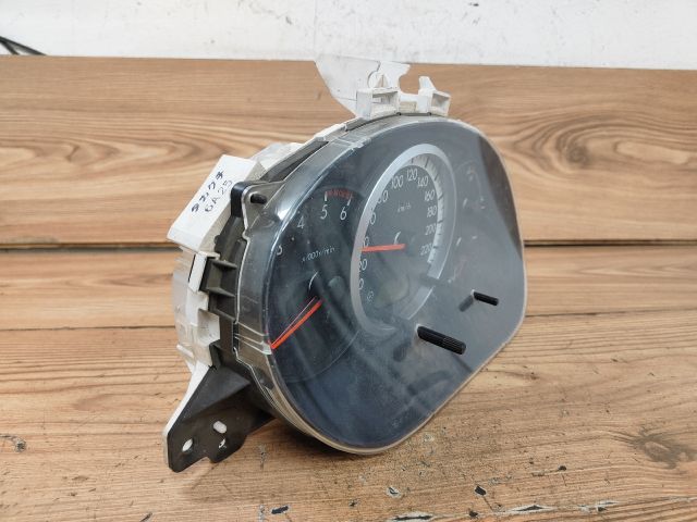 bontott MAZDA 5 Kilométeróra