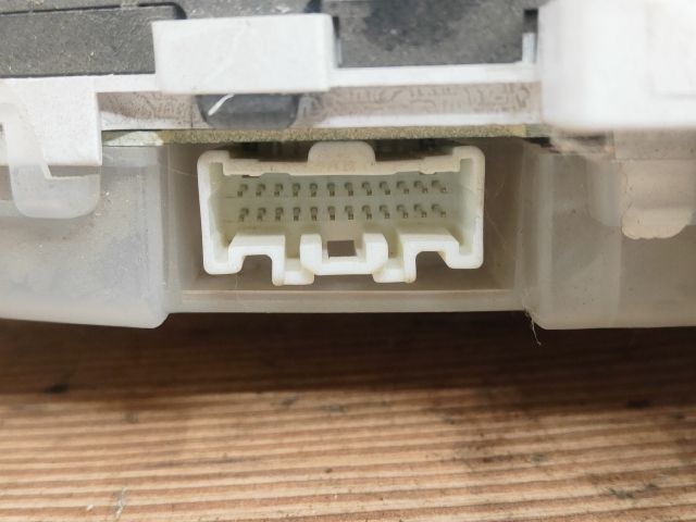 bontott MAZDA 5 Kilométeróra