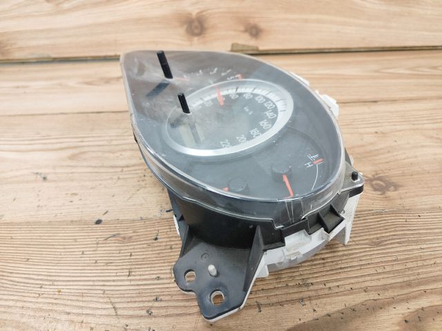 bontott MAZDA 5 Kilométeróra