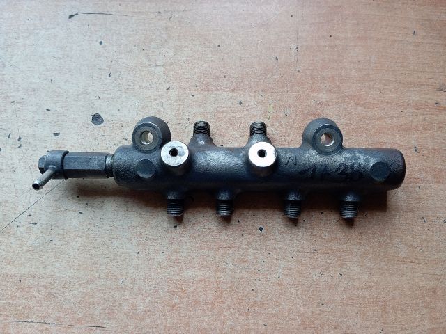 bontott MAZDA 5 Közösnyomócső