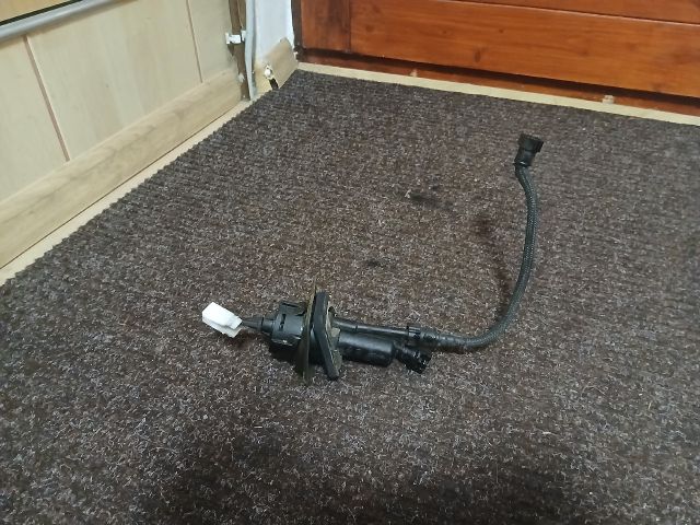 bontott MAZDA 5 Kuplung Munkahenger