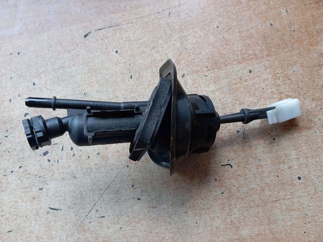 bontott MAZDA 5 Kuplung Munkahenger