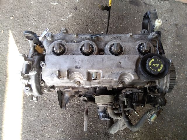 bontott MAZDA 5 Motor (Fűzött blokk hengerfejjel)