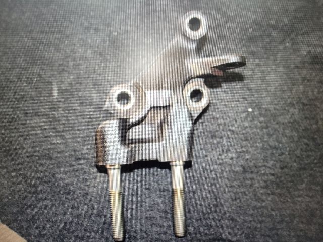 bontott MAZDA 5 Motor Tartó Bak (Fém)