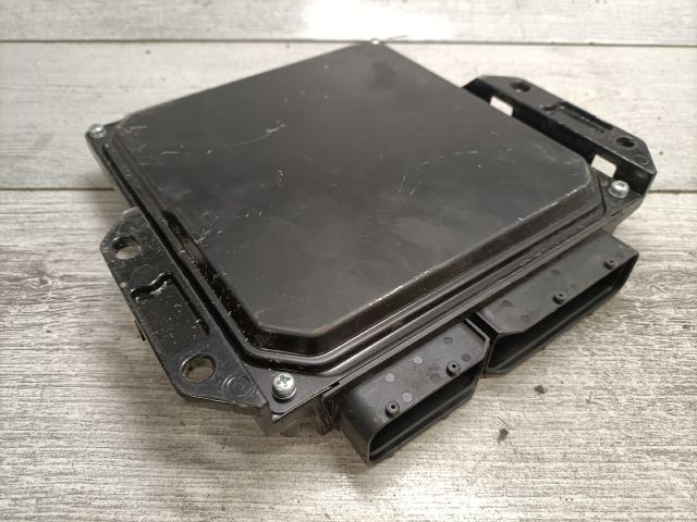 bontott MAZDA 5 Motorvezérlő