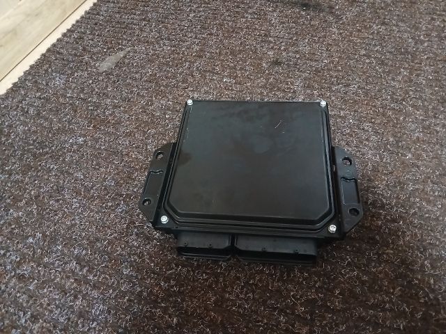 bontott MAZDA 5 Motorvezérlő