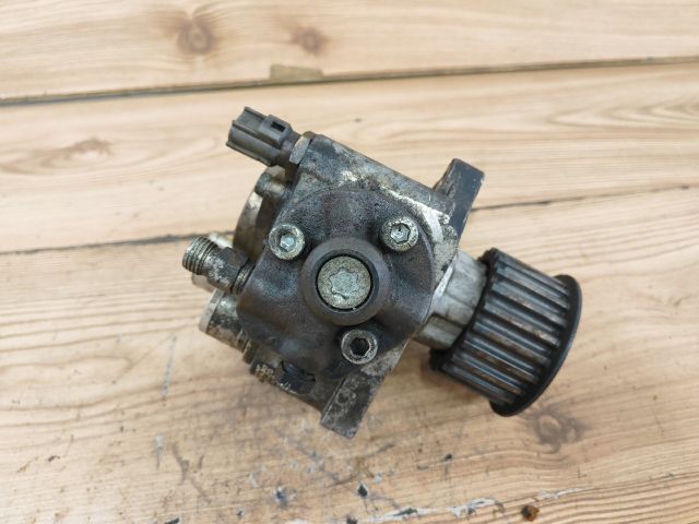 bontott MAZDA 5 Nagynyomású Szivattyú